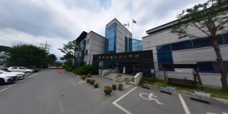 홍천군청소년수련관 사진 2
