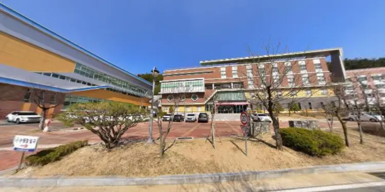 구미시선산청소년수련관 사진 2