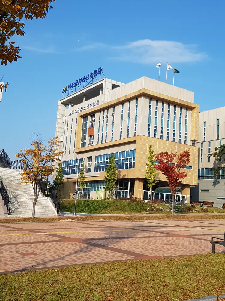 예산군청소년수련관 사진 3